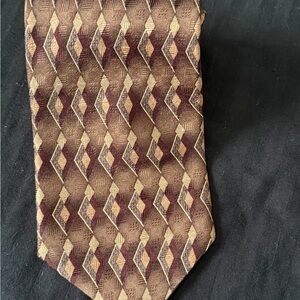 Haggar Brown and Gold Geometric Men's Tie